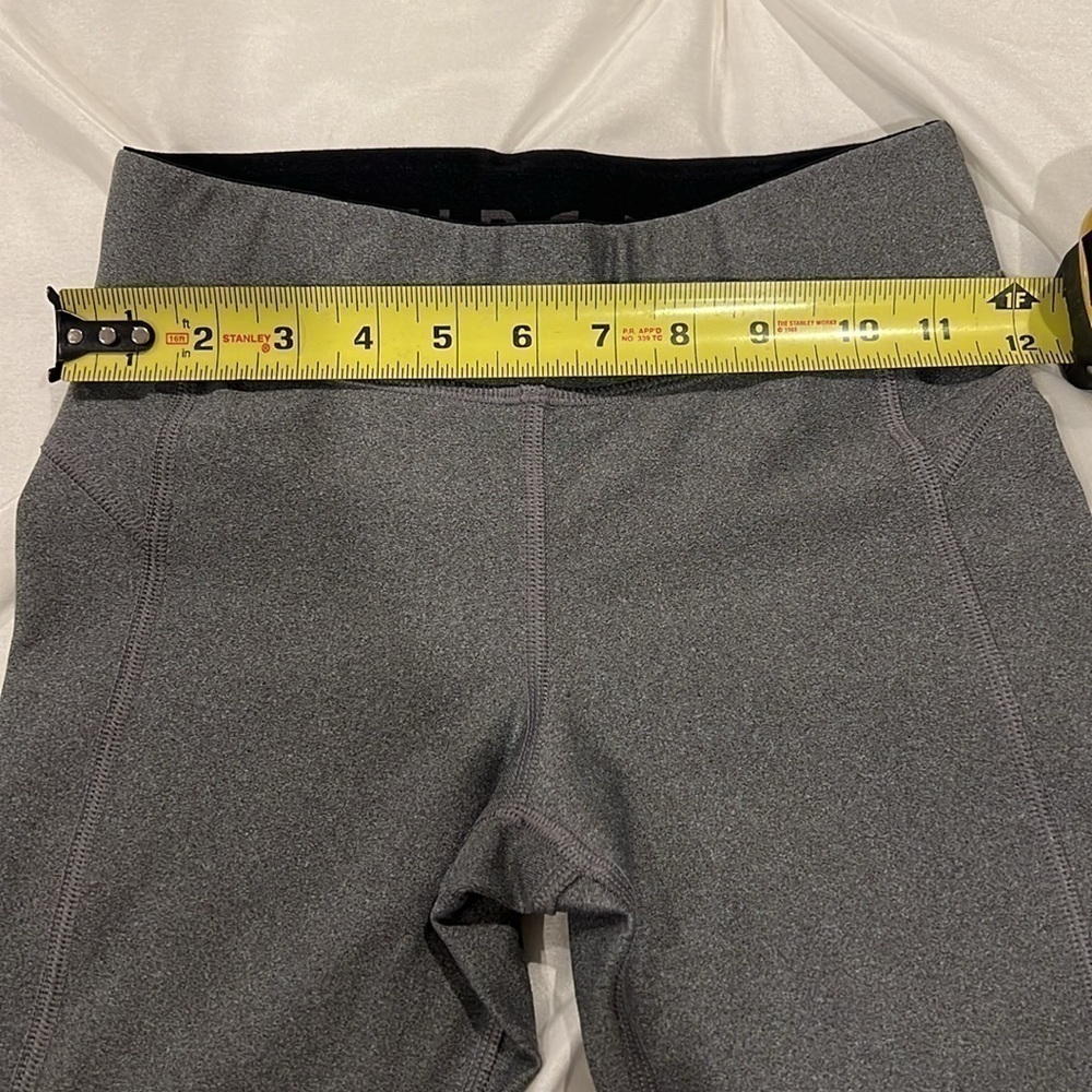 UNDER ARMOUR WORKOUT PANTS SIZE XS - Picture 9 of 11